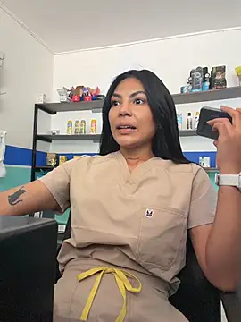 Sarah Hinata online show from January 2026 01:35:02 PM