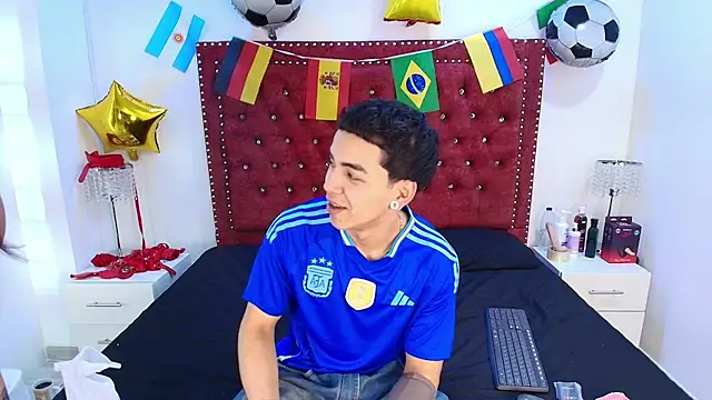 Jaden and sofia online show from July 2026 04:08:02 AM