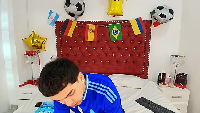 Jaden and sofia online show from July 2026 02:58:02 AM