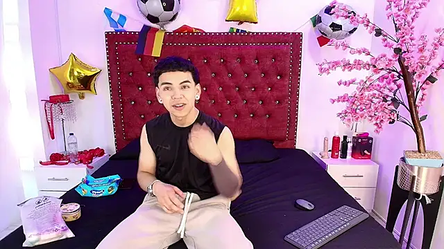 Jaden and sofia online show from July 2026 03:11:01 AM