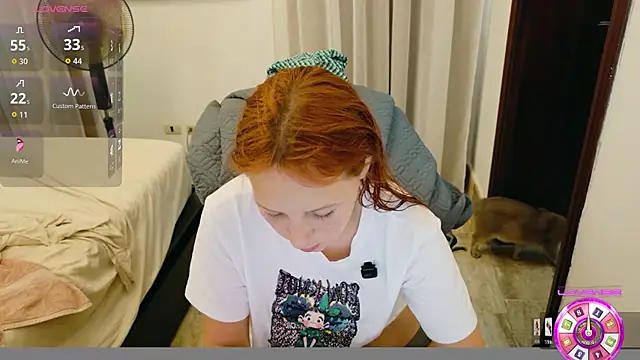 Snapshot of ViktoriaSilk chatting on June 2026 04:39:02 PM ViktoriaSilk online show from June 2026 04:39:02 PM