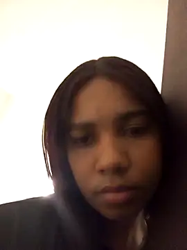 17mami sexy online show from December 2025 03:15:01 AM