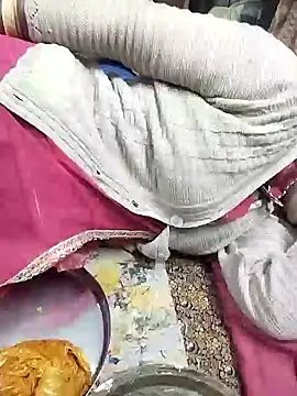 Snapshot of hornycouple20000 chatting on February 2026 10:55:01 PM hornycouple20000 online show from February 2026 10:55:01 PM