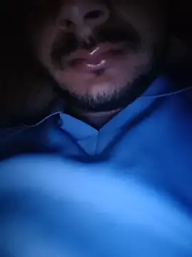 amazingboyyy12 online show from January 2026 03:05:01 PM