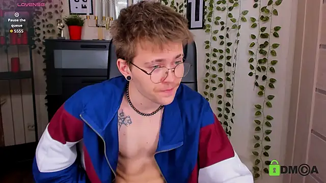 Snapshot of Tomas_Norton chatting on February 2026 03:06:01 PM Tomas Norton online show from February 2026 03:06:01 PM