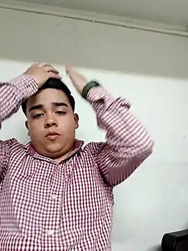 Yosoyelmismo-6737 online show from February 2026 10:30:01 PM