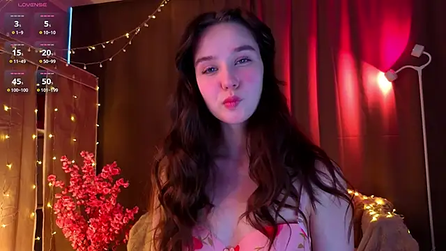 Snapshot of KiraYukimura chatting on April 2026 05:23:01 AM KiraYukimura online show from April 2026 05:23:01 AM