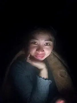 Hiniyk2 online show from March 2026 12:44:01 PM