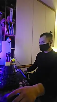 OnlyHand9x online show from February 2026 03:33:02 PM