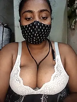 Hotty Nishaa online show from March 2026 09:41:02 PM