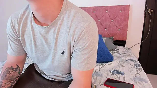 Liam saint online show from June 2026 01:11:01 PM