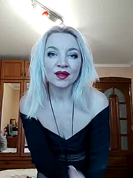 Snapshot of MiraStar984 chatting on February 2026 01:51:01 PM MiraStar984 online show from February 2026 01:51:01 PM