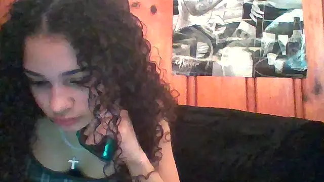 Snapshot of scar2343 chatting on January 2026 02:11:01 PM scar2343 online show from January 2026 02:11:01 PM