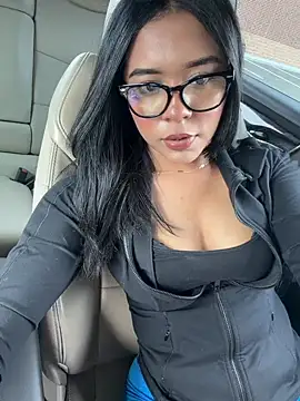 AnahiSkye online show from April 2026 04:25:01 PM