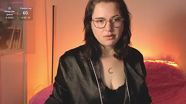 Snapshot of Amilliyans chatting on January 2026 09:14:02 AM Amilliyans online show from January 2026 09:14:02 AM