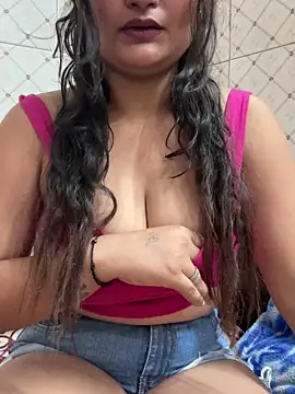 Snapshot of Curvy_Anaya chatting on June 2026 11:43:01 AM Curvy Anaya online show from June 2026 11:43:01 AM