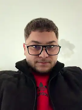 Snapshot of AquaSergei chatting on February 2026 01:05:02 PM AquaSergei online show from February 2026 01:05:02 PM