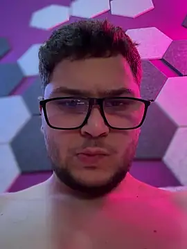 Snapshot of AquaSergei chatting on February 2026 06:45:01 PM AquaSergei online show from February 2026 06:45:01 PM