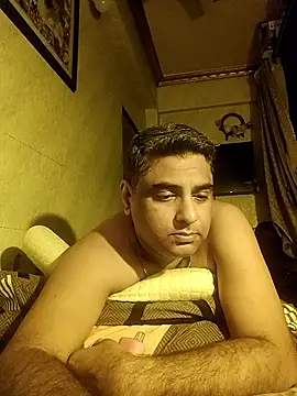 Snapshot of hardnhornybull chatting on January 2026 09:53:02 PM hardnhornybull online show from January 2026 09:53:02 PM