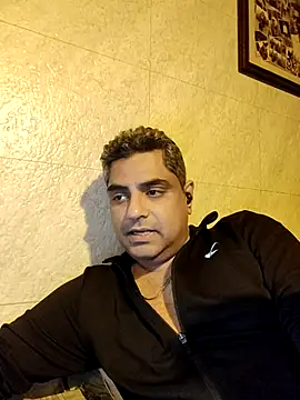 hardnhornybull online show from March 2026 07:09:01 PM