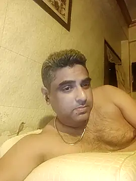 hardnhornybull online show from April 2026 06:58:02 PM