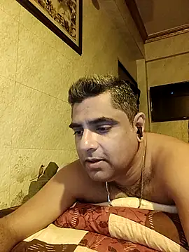 Snapshot of hardnhornybull chatting on April 2026 07:17:02 PM hardnhornybull online show from April 2026 07:17:02 PM