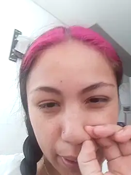 Luli2401 online show from January 2026 04:12:02 PM