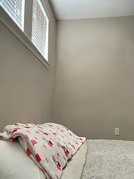 Angeliccreamyrican online show from February 2026 08:04:01 PM