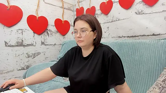 Sweetie Rozzy online show from May 2026 01:32:02 AM