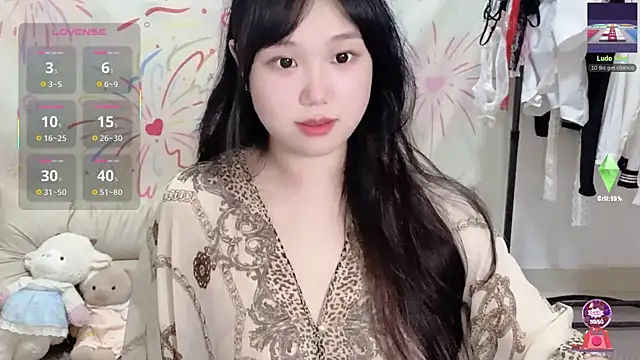 Snapshot of xiaoguai99 chatting on June 2026 12:53:02 PM xiaoguai99 online show from June 2026 12:53:02 PM