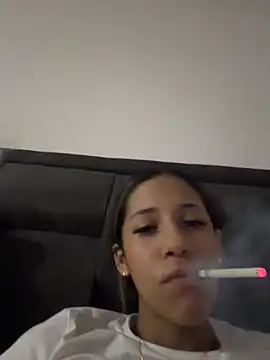 Snapshot of vicky_bass_ chatting on May 2026 11:36:01 PM vicky bass online show from May 2026 11:36:01 PM