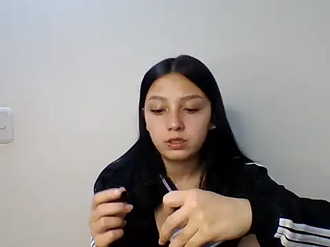 Snapshot of persefxne chatting on March 2026 11:04:02 PM persefxne online show from March 2026 11:04:02 PM