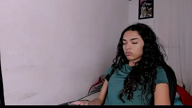 hazel slim online show from March 2026 06:43:01 PM