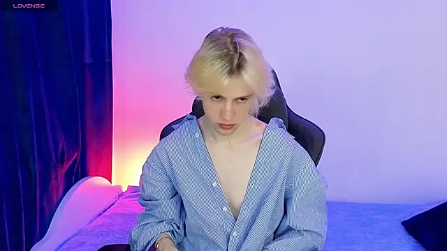 lucidangelok1 online show from April 2026 08:31:01 AM