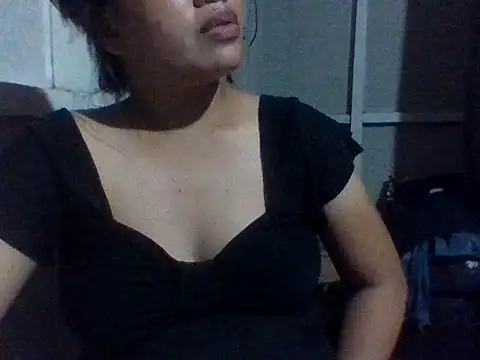 sweetprinces08 online show from February 2026 01:14:01 PM