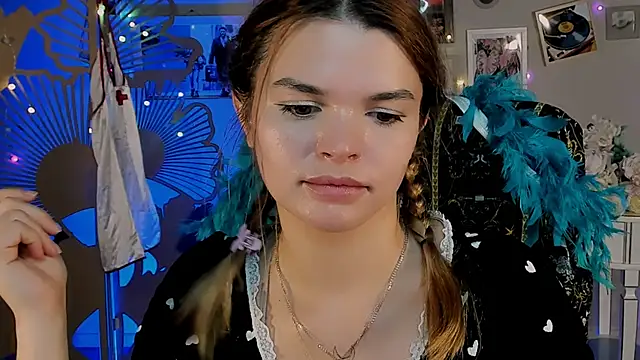 Snapshot of SaraGolben chatting on January 2026 09:44:02 AM SaraGolben online show from January 2026 09:44:02 AM