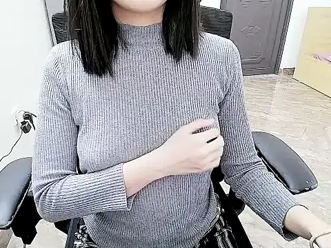 Snapshot of Shulee- chatting on January 2026 03:12:02 AM Shulee- online show from January 2026 03:12:02 AM