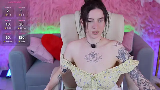 AlexaFleur online show from March 2026 08:12:01 PM