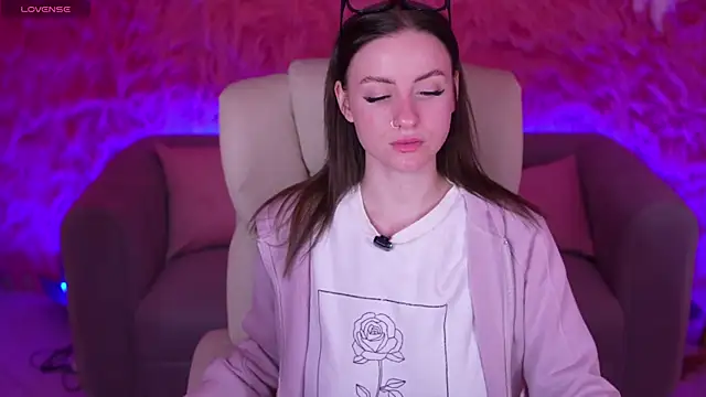 AlexaFleur online show from April 2026 06:29:01 AM