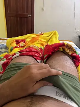 Snapshot of calientmex chatting on February 2026 04:04:02 PM calientmex online show from February 2026 04:04:02 PM