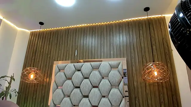 Snapshot of james__walsh chatting on February 2026 07:43:01 PM james walsh online show from February 2026 07:43:01 PM