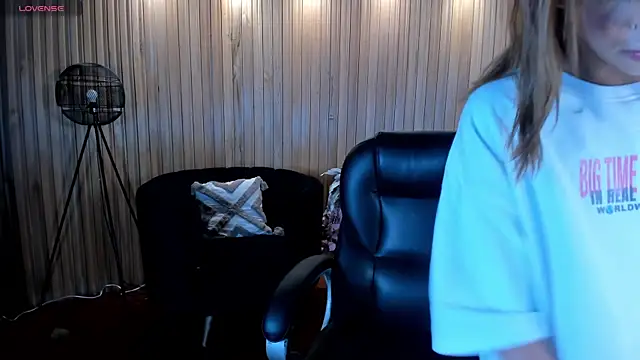 KayraLanne online show from July 2026 03:54:02 AM