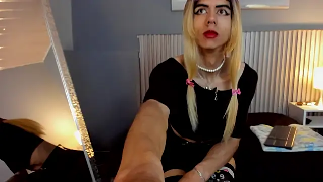 Snapshot of vicky_fant4sy chatting on January 2026 01:46:01 PM vicky fant4sy online show from January 2026 01:46:01 PM