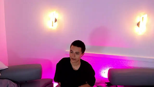 Snapshot of RicciRizzo chatting on March 2026 01:33:02 AM RicciRizzo online show from March 2026 01:33:02 AM