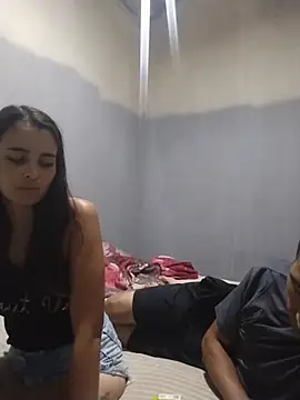 Rodrigohernan19 online show from April 2026 02:58:01 AM