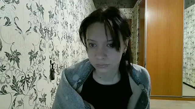 LxayBloom online show from April 2026 02:03:02 AM