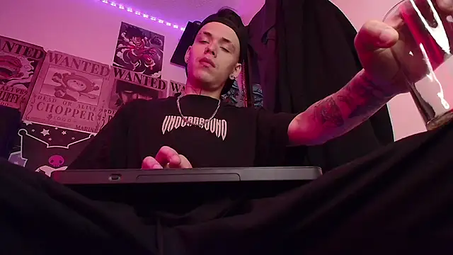 Snapshot of Anhony_Muscle chatting on January 2026 07:50:01 PM Anhony Muscle online show from January 2026 07:50:01 PM