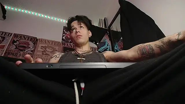 Snapshot of Anhony_Muscle chatting on February 2026 07:39:02 PM Anhony Muscle online show from February 2026 07:39:02 PM