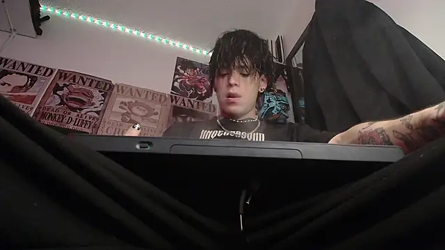 Snapshot of Anhony_Muscle chatting on February 2026 05:51:02 PM Anhony Muscle online show from February 2026 05:51:02 PM