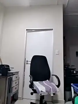 Snapshot of princess-boobz chatting on February 2026 06:49:02 PM princess-boobz online show from February 2026 06:49:02 PM